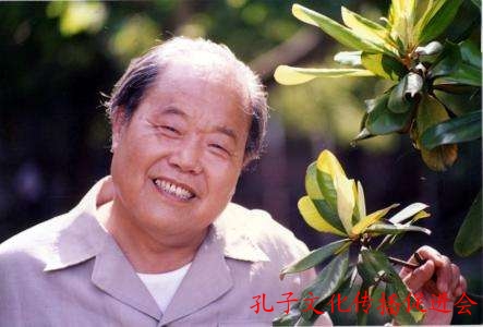 现代山水诗风的开创者——孔孚